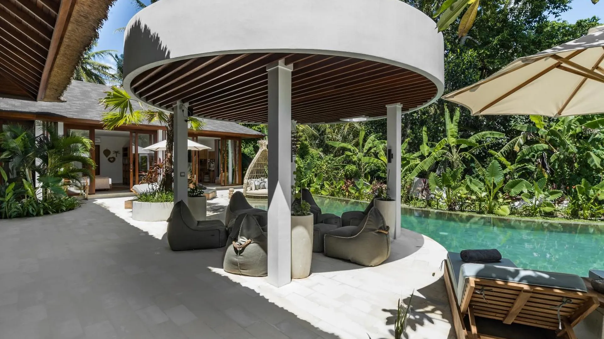 The Blue Parrot Villa By Balisuperhost Ubud  Ubud (Bali)