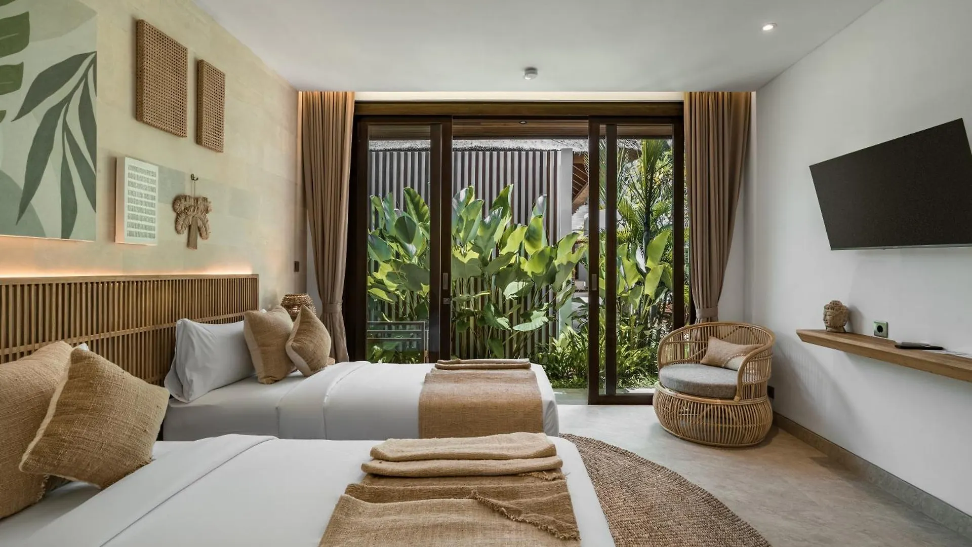 The Blue Parrot Villa By Balisuperhost Ubud