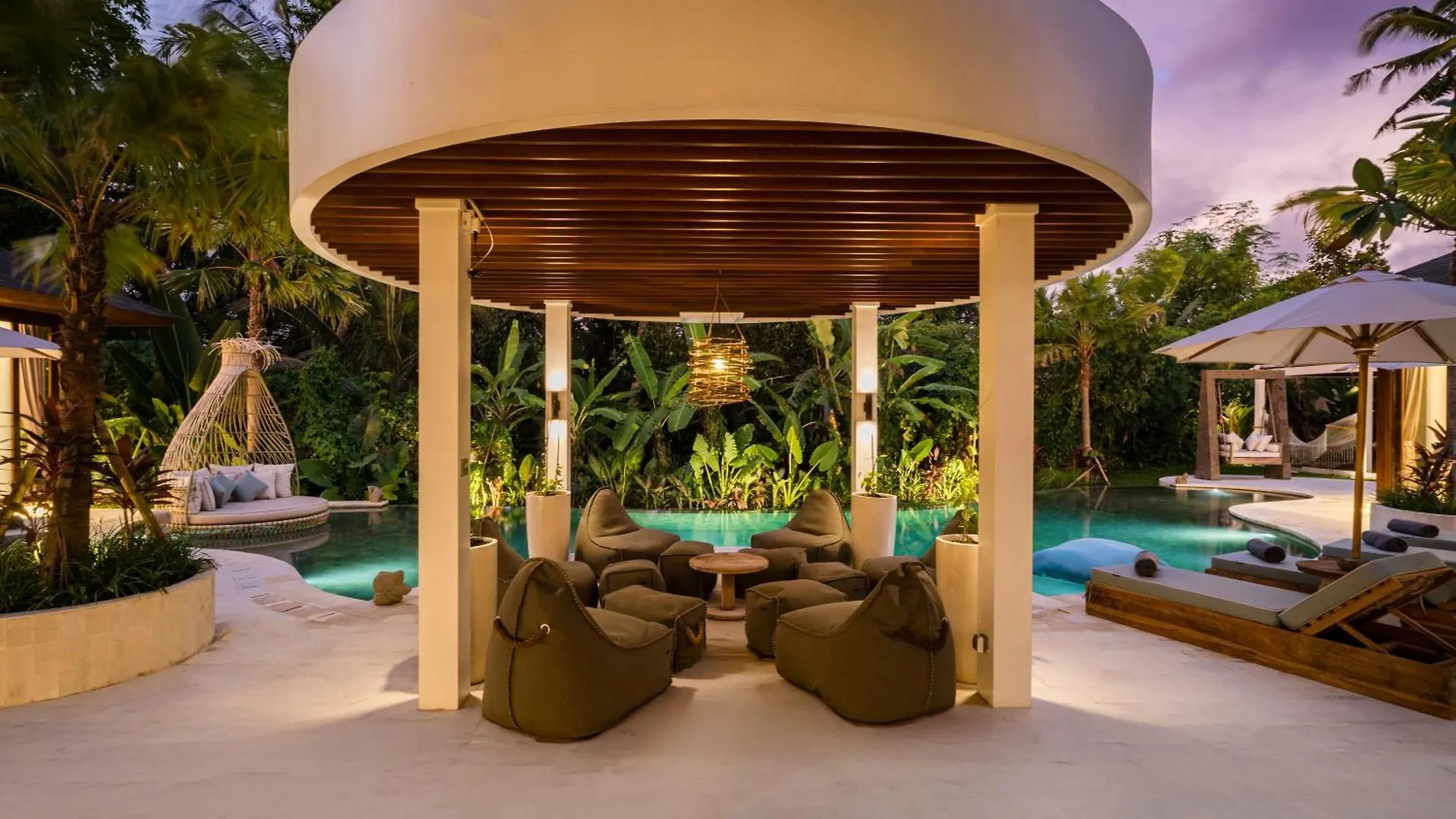The Blue Parrot Villa By Balisuperhost Ubud  0*, Ubud (Bali)