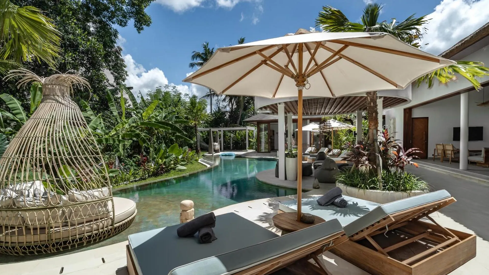 The Blue Parrot Villa By Balisuperhost Ubud   Ubud (Bali)